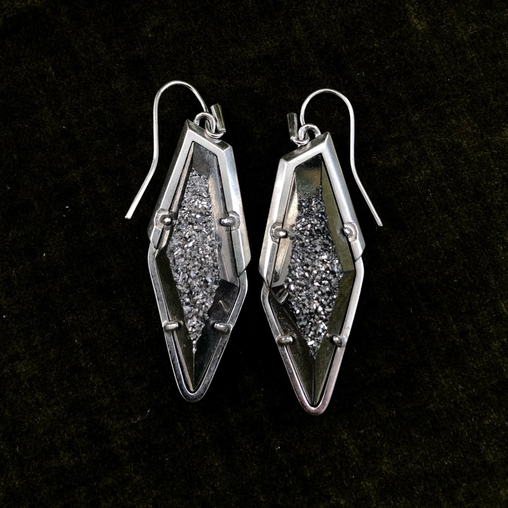 Kendra Scott Bex drop earring in platinum druzy